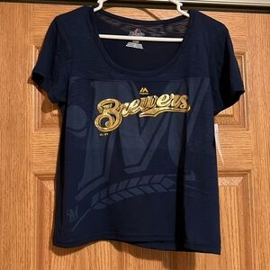 Women’s Majestic Size Small Milwaukee Brewers Cropped Short Sleeve NWT
